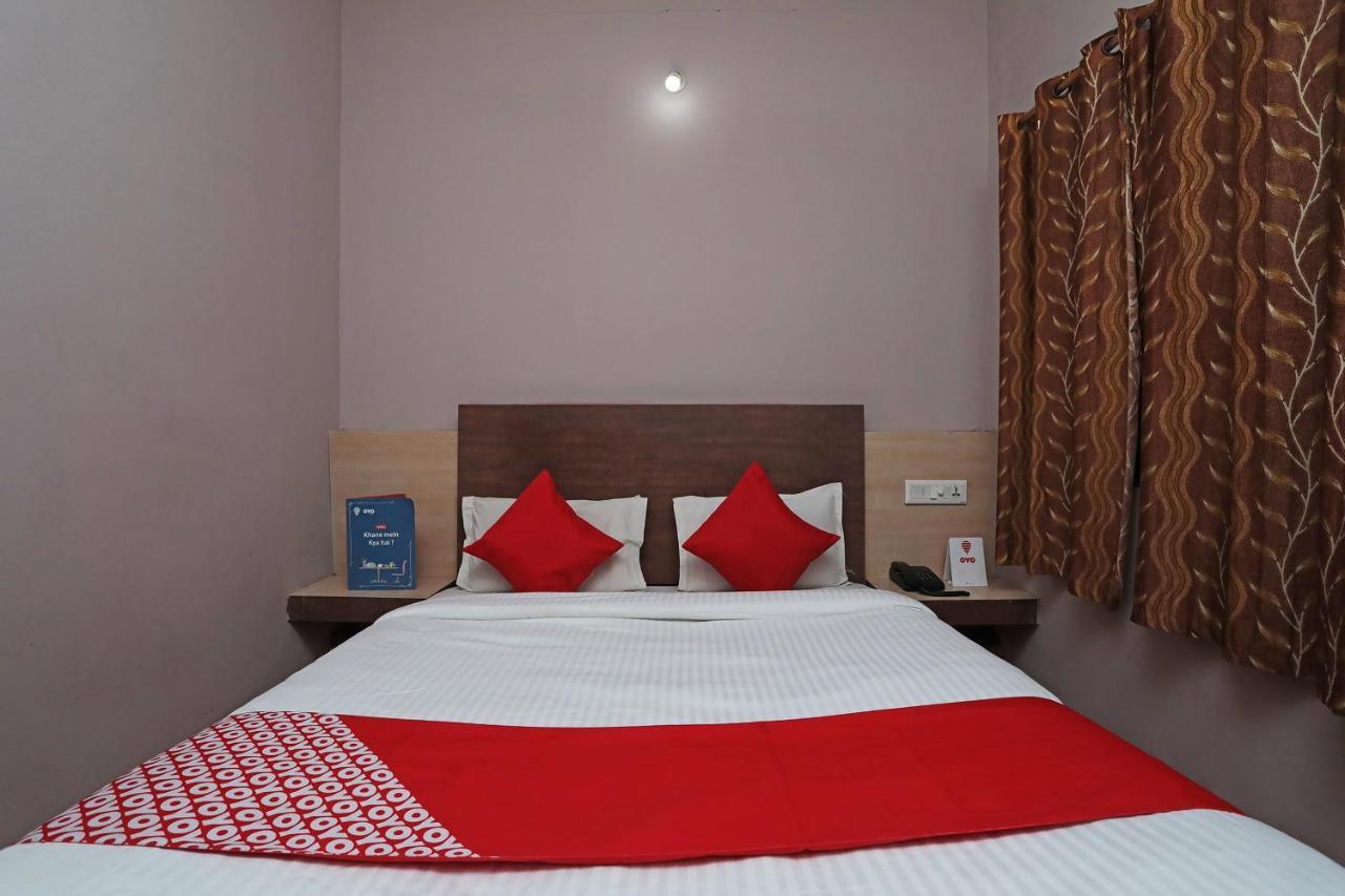 Oyo 6274 Hotel Janaki Residency Puri Exterior foto